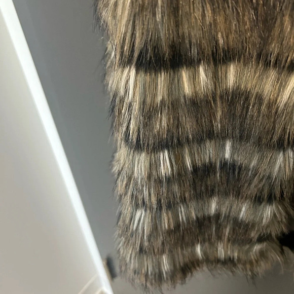 Donna Salyers Fabulous Fur Nordstrom best FAUX fur luxurious vest M - Picture 8 of 11